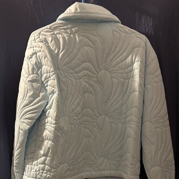 Urban Outfitters Baby Blue Quilted Jacket🧥🧥 - Picture 4 of 5
